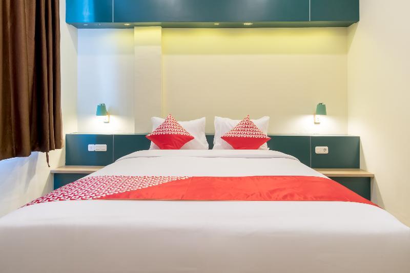 OYO 727 Merlion Hotel Medan Buitenkant foto